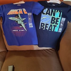 New Oshkosh boys tee shirst